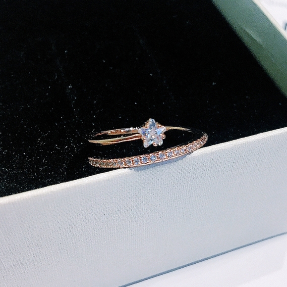 NEW ROSE GOLD PLATED DIAMOND STAR RESIZABLE RING - Picture 7 of 9